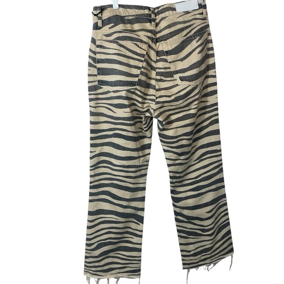 Re/Done 70s Tiger Print Flared-Leg Jeans - Picture 9 of 14